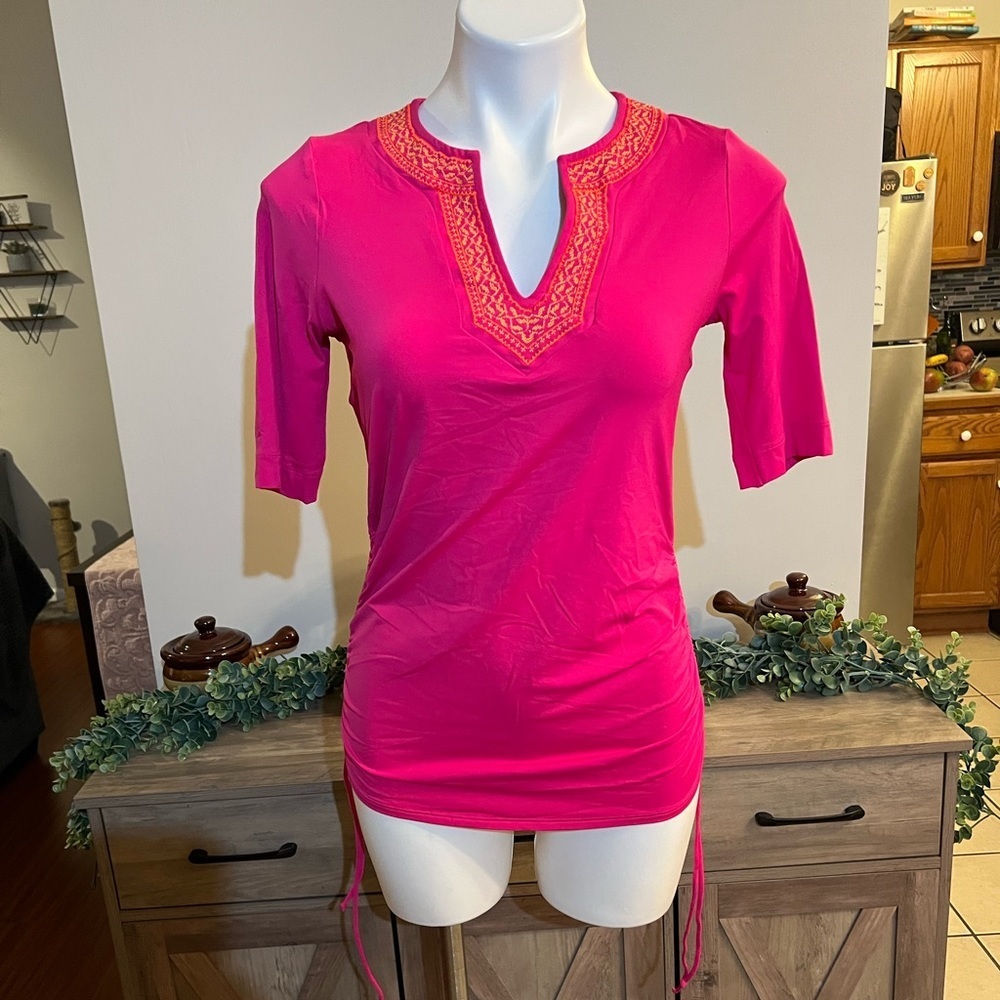 Like new Lands End pink 3/4 sleeve top with side strings